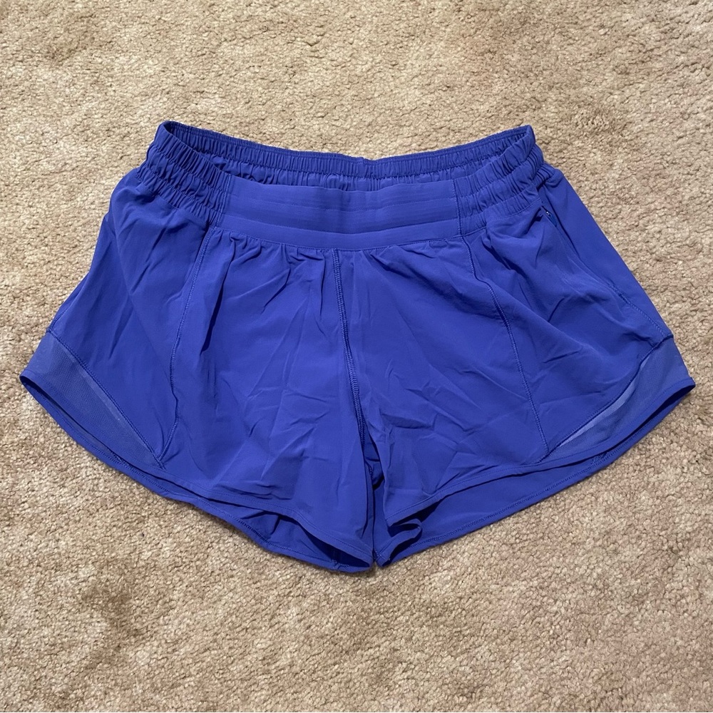 Lululemon blue-ish hotty hot shorts 4”